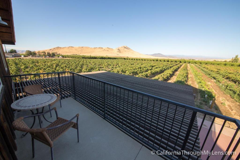 Sequoia View Vineyard Bed and Breakfast Sanger Eksteriør billede